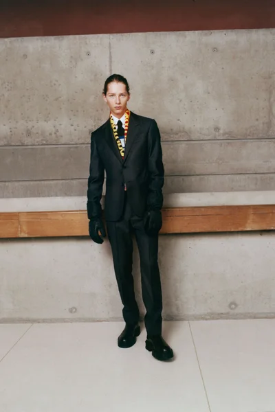 Look 23